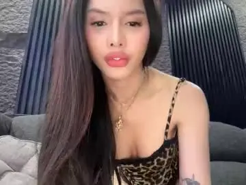 Chaturbate Adult Webcams of hugecockeightine