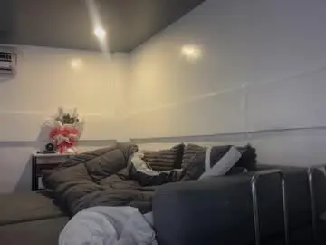 Chaturbate Best live sex cam show of hugecockeightine