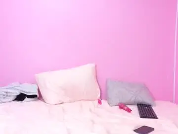 Chaturbate Sex Cam of petitestrawberry18