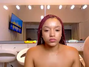 Chaturbate Sex Cam of petitestrawberry18