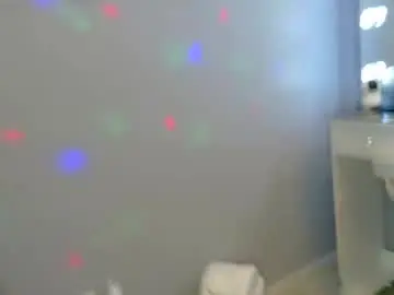 Chaturbate Adult Webcams of petitestrawberry18