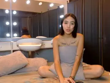 Chaturbate Watch Live Sex Cams of petitestrawberry18