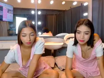 Chaturbate Best live sex cam show of petitestrawberry18