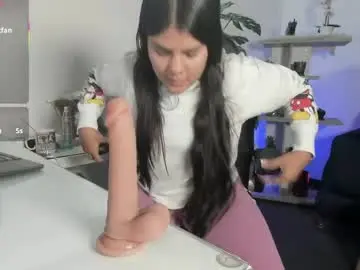 Chaturbate Watch Live Sex Cams of antonelamiss