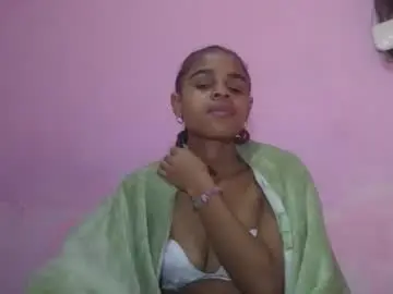 Chaturbate Free Porn Cam of delphineee