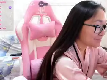 Chaturbate Free Porn Cam of honeyy_beee