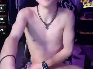 Chaturbate Best live sex cam show of robertcicijr21