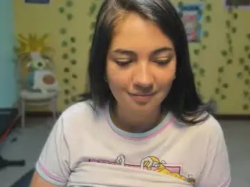 Chaturbate Live Sex Cam of littleprety6969