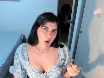 Chaturbate Nude Webcam of nahomi2021