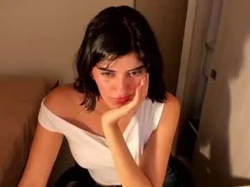 Chaturbate Nude Webcam of nahomi2021