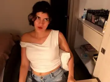 Chaturbate Live Sex Cam of nahomi2021
