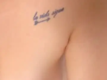 Chaturbate Nude Webcam of zoe_curvyy