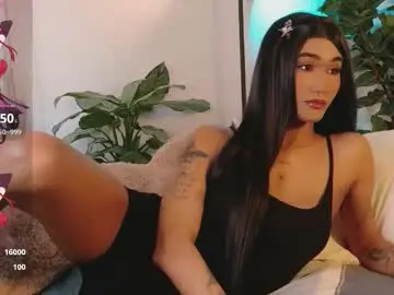 Chaturbate Live Sex Cam of adharacute19