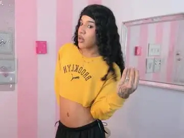 Chaturbate Live Porn of amaia_monroe