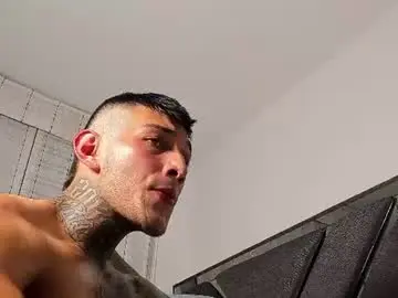 Chaturbate Nude Webcam of angeel_d035