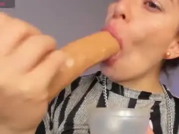 Chaturbate Live Sex Cam of misspaulag