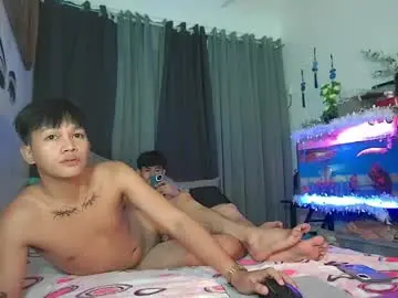 Chaturbate Sex Cam of ur_younngtwinkxxx