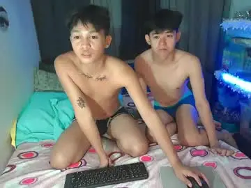 Chaturbate Sex Cam of ur_younngtwinkxxx