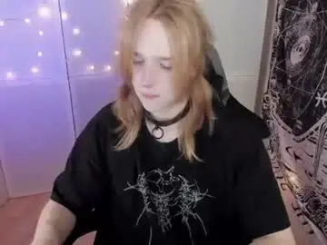 Chaturbate Live Sex Cam of simochka_