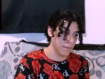 Chaturbate Free Porn Cam of isidroglasc