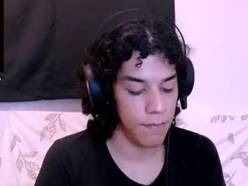 Chaturbate Free Porn Cam of isidroglasc