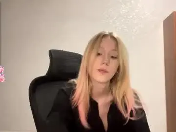 Chaturbate Live Sex Cam of kacicasal