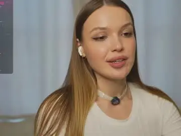 Chaturbate Best live sex cam show of peachylina