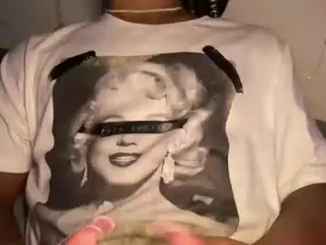 Chaturbate Live Sex Cam of tsj777