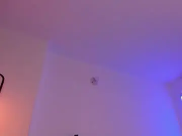 Chaturbate Live Sex Cam of cameron_lyra