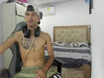 Chaturbate Live Sex Cam of masteralda09