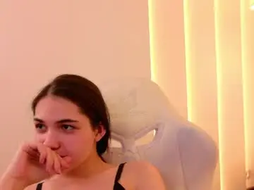 Chaturbate Live Sex Cam of sindell_cryell