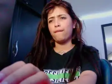 Chaturbate Free Porn Cam of adri_gomez1