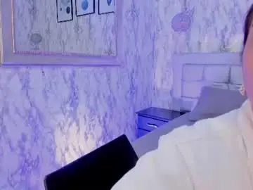Chaturbate Watch Live Sex Cams of giselle_up