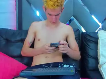 Chaturbate Private Sex Chat of hotboyx_