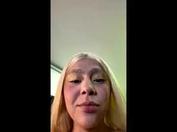 Chaturbate Live Sex of maddiiebrooks