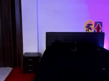 Chaturbate Live Sex Cam of purpleginebra