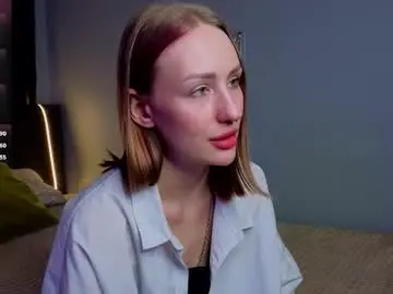 Chaturbate Live Sex Cam of savannahcampanile