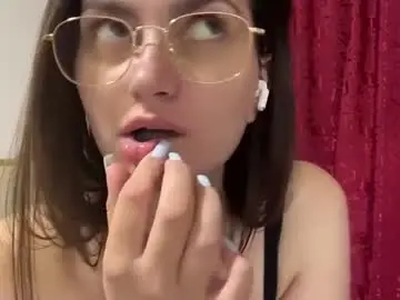 Chaturbate Best live sex cam show of vireliakitty