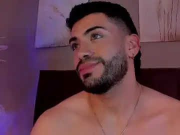 Chaturbate Best live sex cam show of alexander_diiaz