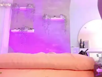 Chaturbate Live Porn of keirahartz