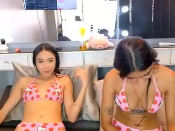 Chaturbate Live Sex of tinycasey18
