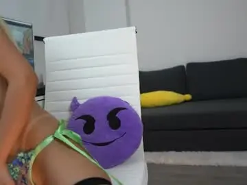 Chaturbate Nude Webcam of ashley_benson1