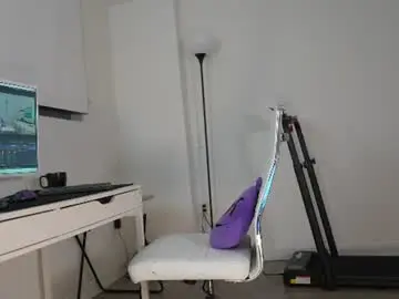 Chaturbate Free Live Porn of ashley_benson1