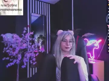 Chaturbate Sex Chat of meomeee