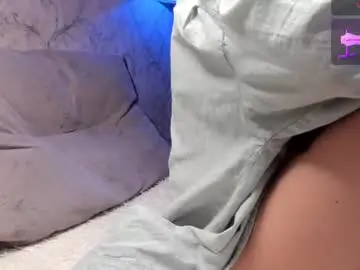 Chaturbate Adult Webcams of yourbabynatalie