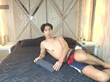 Chaturbate Live Porn of couple_hot_2025