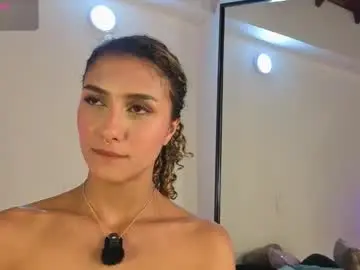 Chaturbate Live Sex Cam of daddysgirrl1_