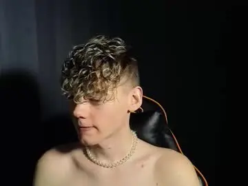 Chaturbate Live Porn of kirill_20_cm
