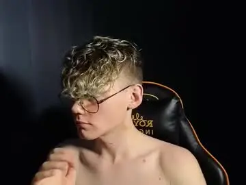 Chaturbate Adult Video Chat of kirill_20_cm