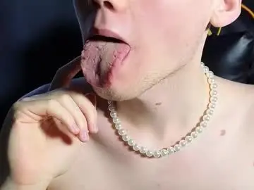 Chaturbate Live Sex of kirill_20_cm